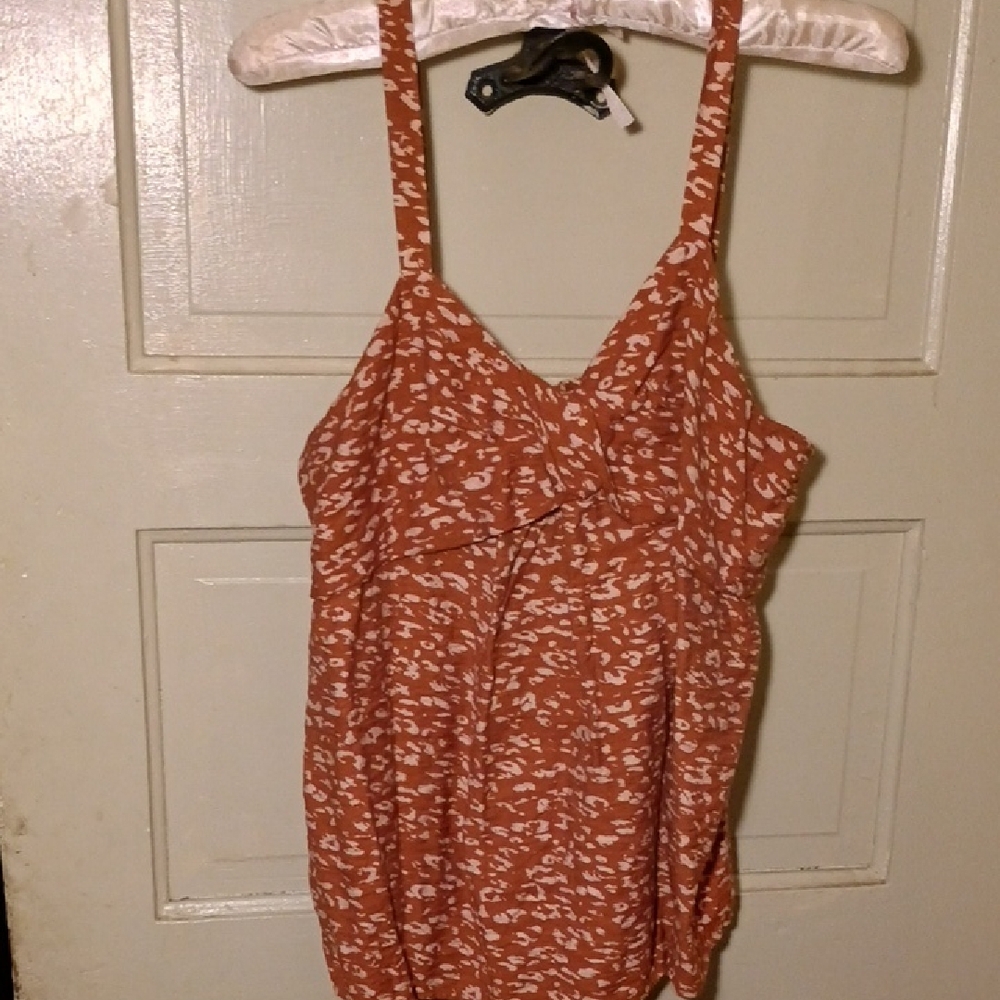 Simply Veras Women's Rust Patterned Thin Strapped Top